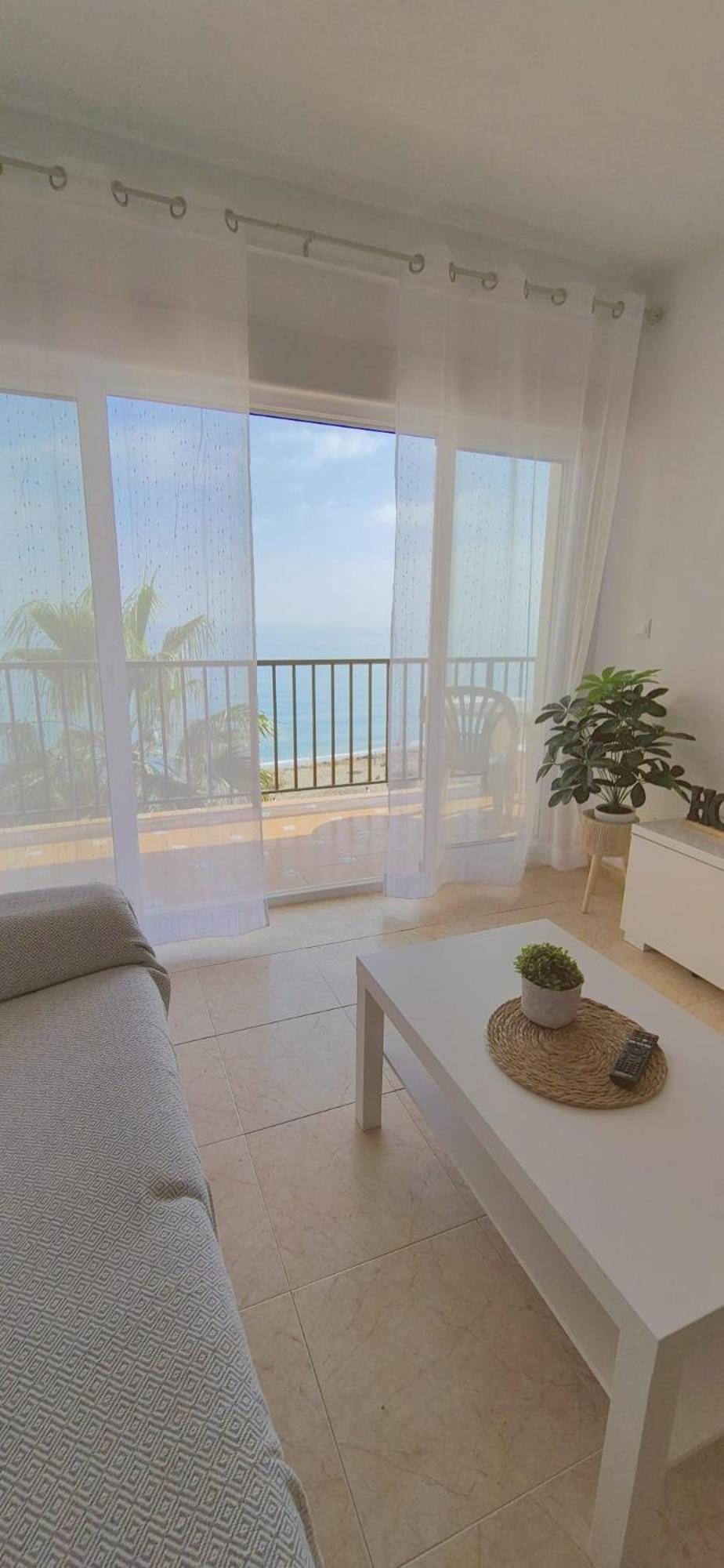 Apartamento Piso con piscina frente a la playa en Fuengirola Exterior foto
